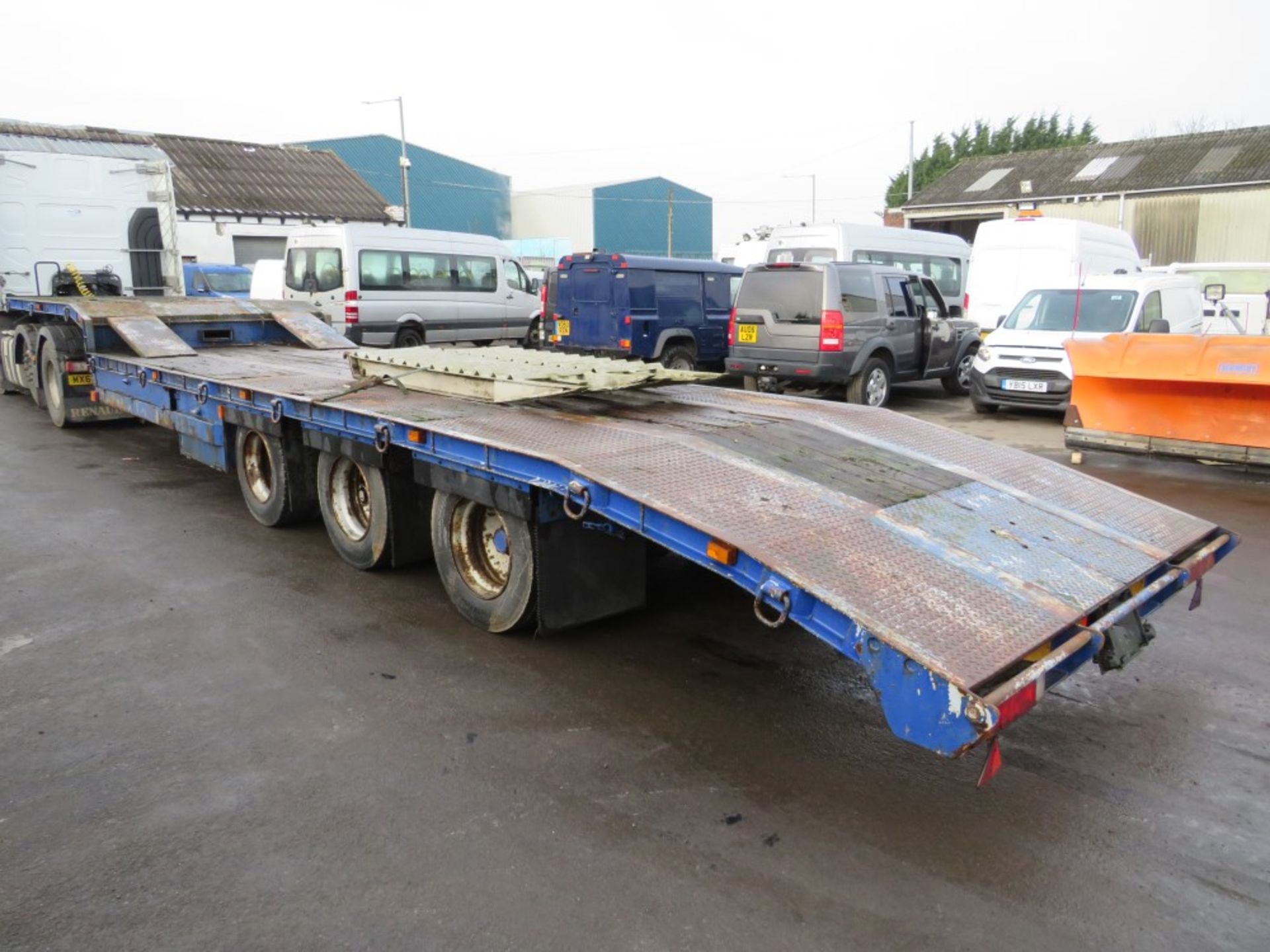 DENBRO STEP FRAME TRI-AXLE ARTIC PLANT TRAILER [+ VAT] - Bild 2 aus 2