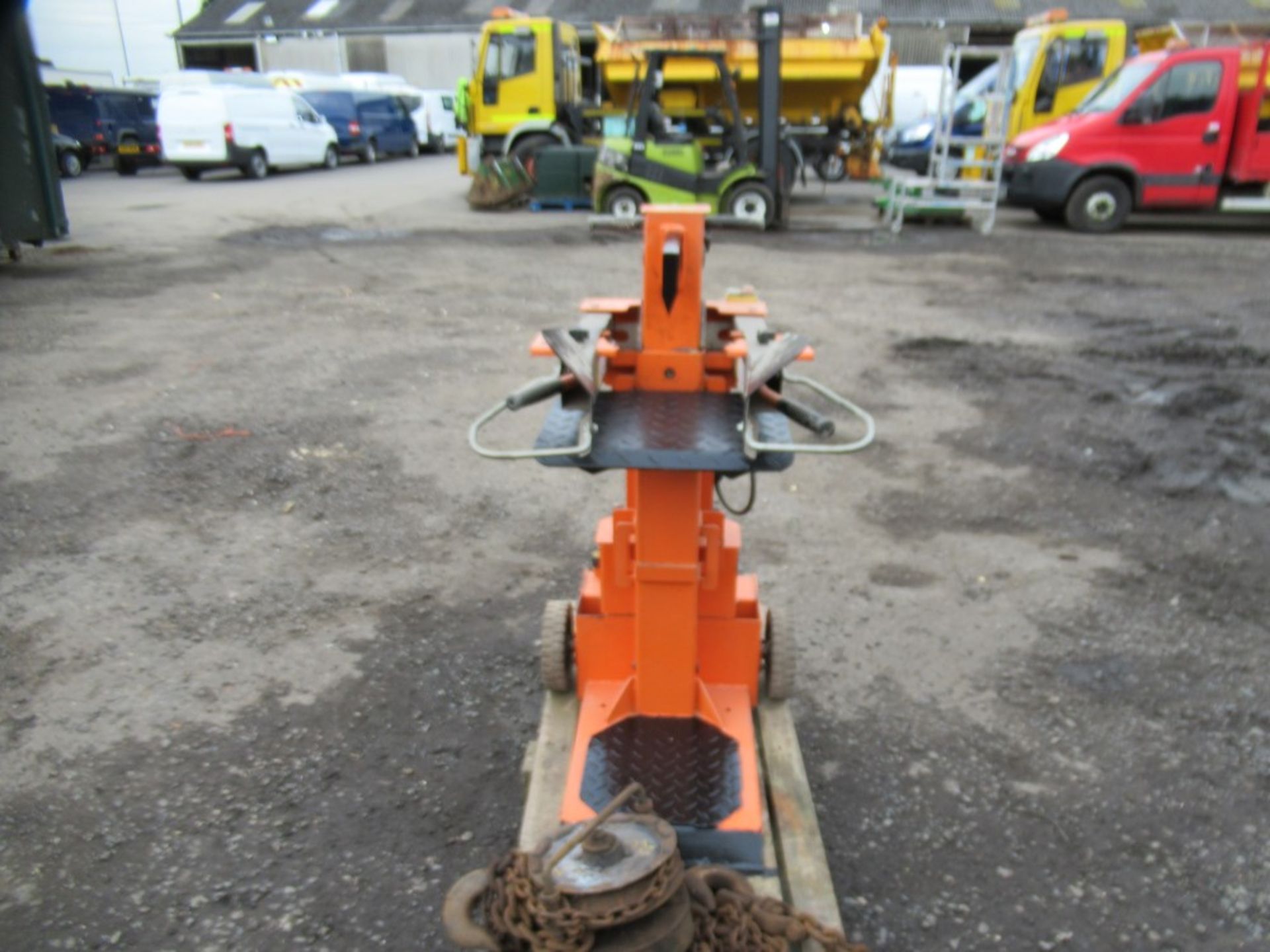 ELECTRIC HYDRAULIC LOG SPLITTER [NO VAT]