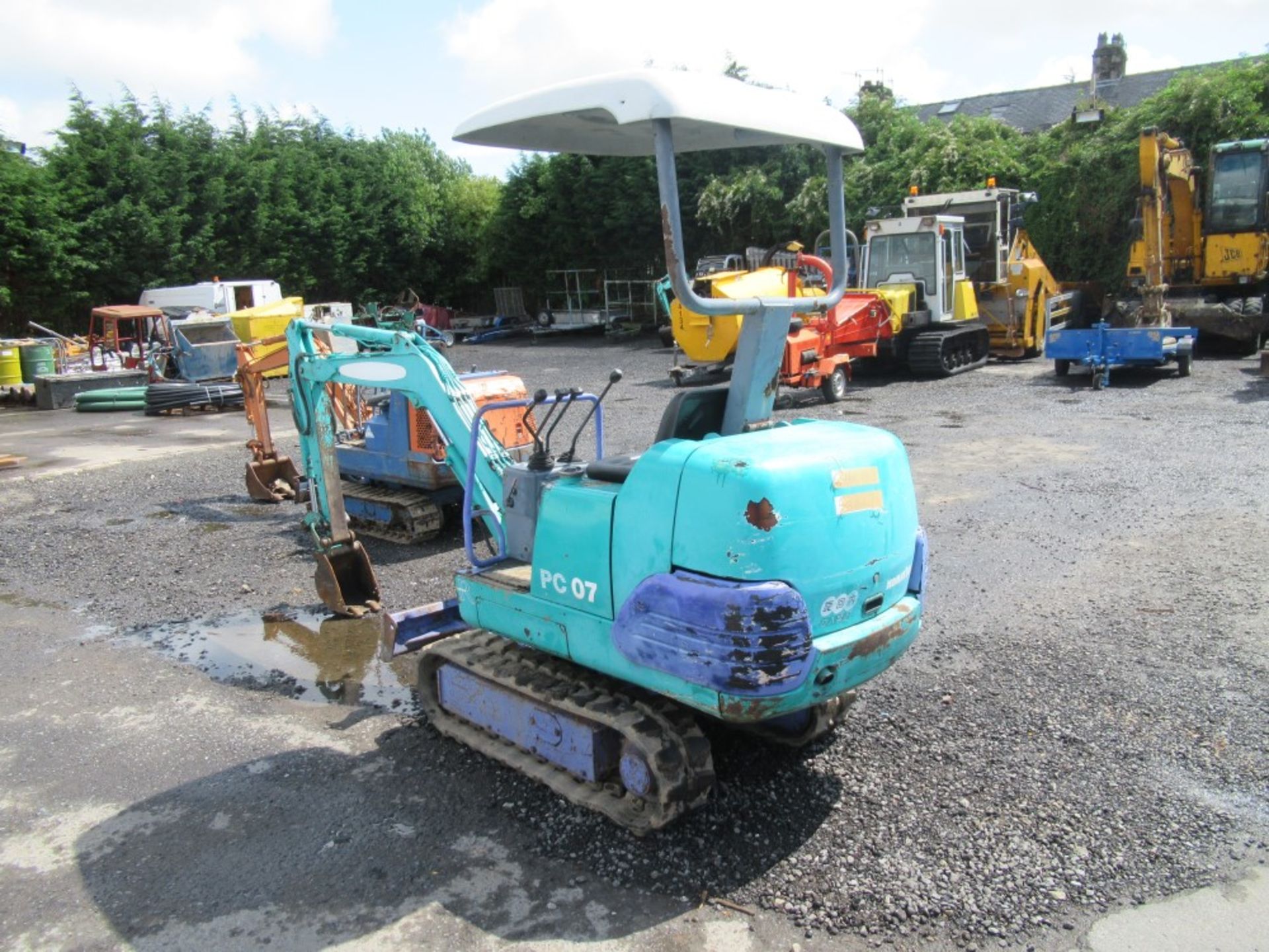 KOMATSU PC07-2 MINI DIGGER, 2321 HOURS NOT WARRANTED [+ VAT]