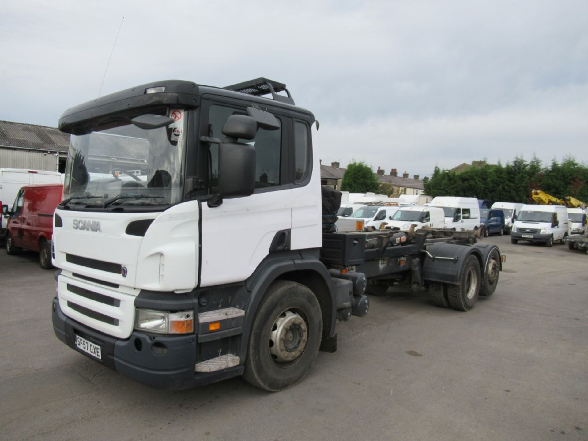 57 reg SCANIA P6X2 HOOKLOADER, 1ST REG 09/07, TEST 12/19, 640070KM NOT WARRANTED, V5 HERE, 4 - Bild 2 aus 5