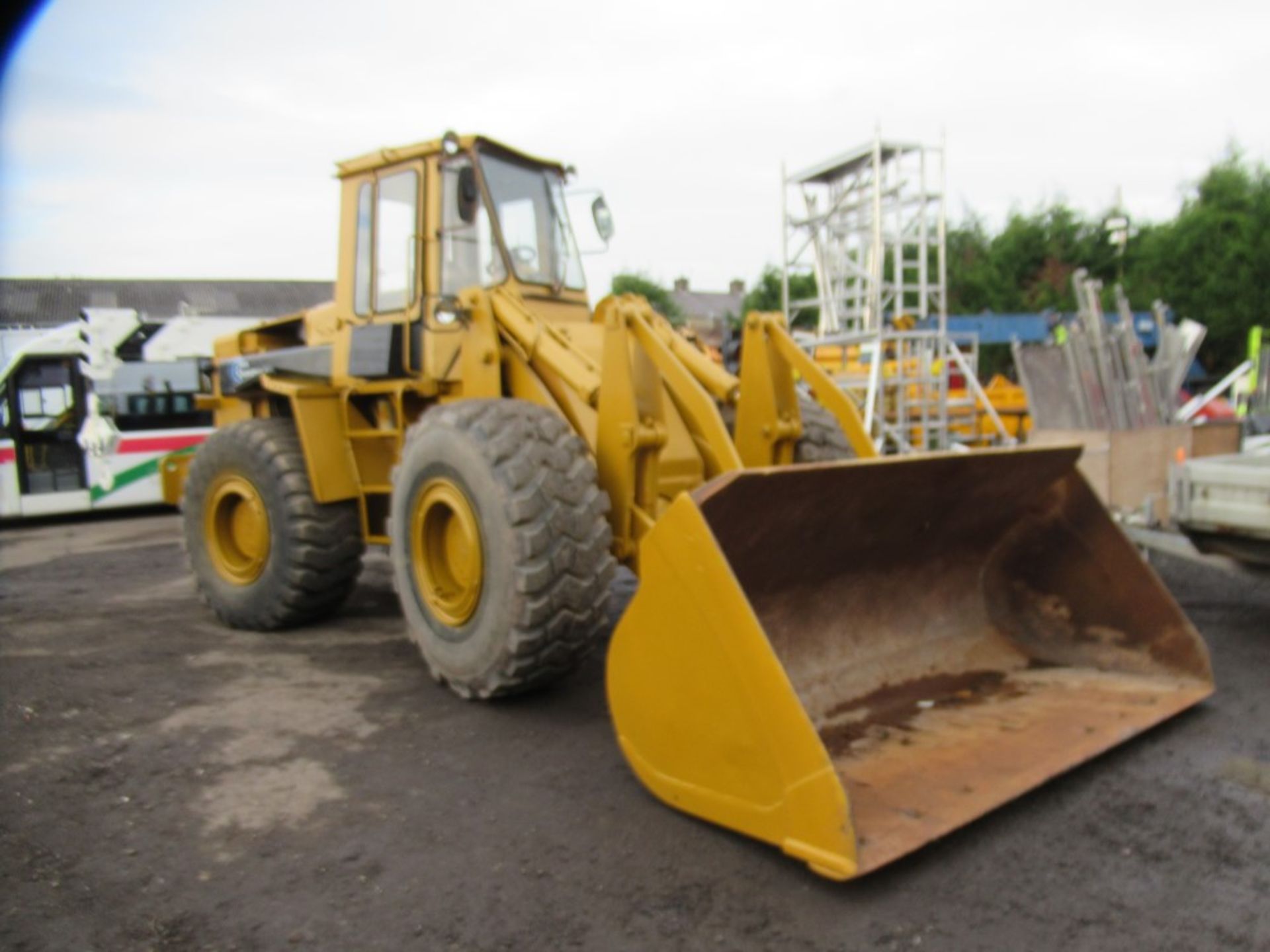 FIAT ALLIS 18t LOADING SHOVEL, 11409 HOURS NOT WARRANTED [+ VAT]