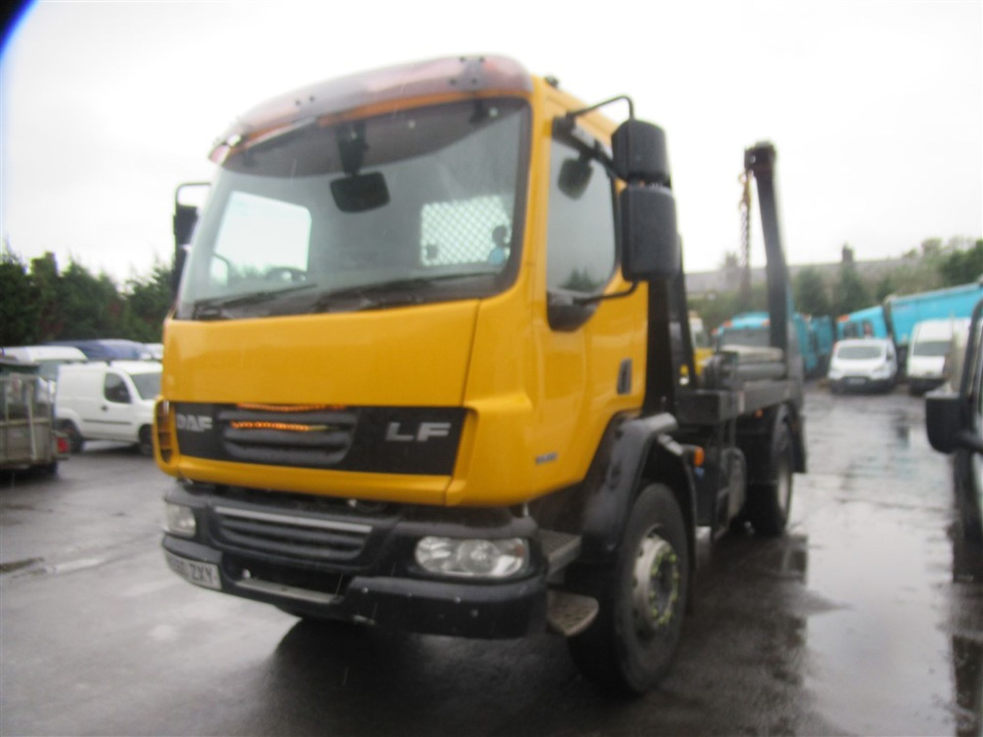 60 reg DAF FA LF55.220 18t SKIP LOADER, 1ST REG 01/11, TEST 02/20, 396965KM, V5 HERE, 3 FORMER - Bild 2 aus 5