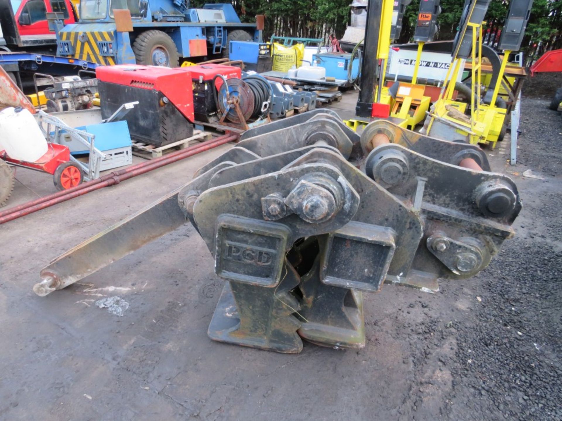 30 - 45 TON CONCRETE MUNCHER / PULVERISOR [+ VAT]