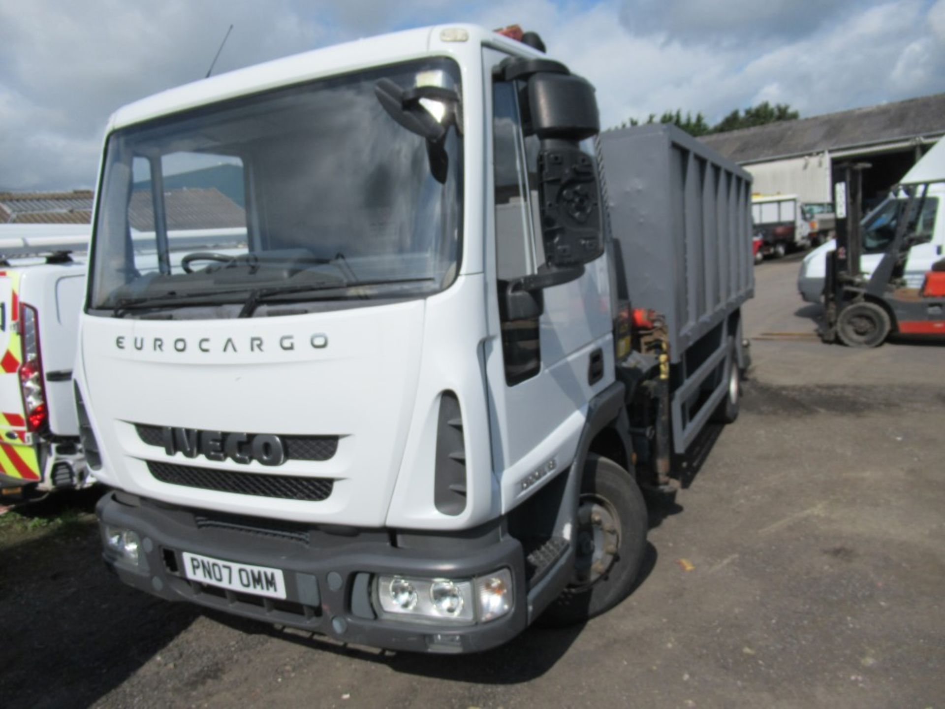 07 reg IVECO CARGO 120EL18 TIPPER, 1ST REG 06/07, 206648M NOT WARRANTED, NO V5 - GREEN SLIP ONLY [NO