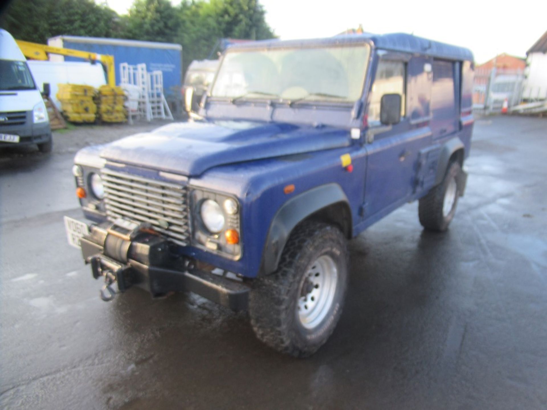 60 reg LANDROVER DEFENDER 110 HARD TOP TD, 1ST REG 02/11, TEST 02/20, 144861M WARRANTED, V5 HERE, - Image 2 of 6