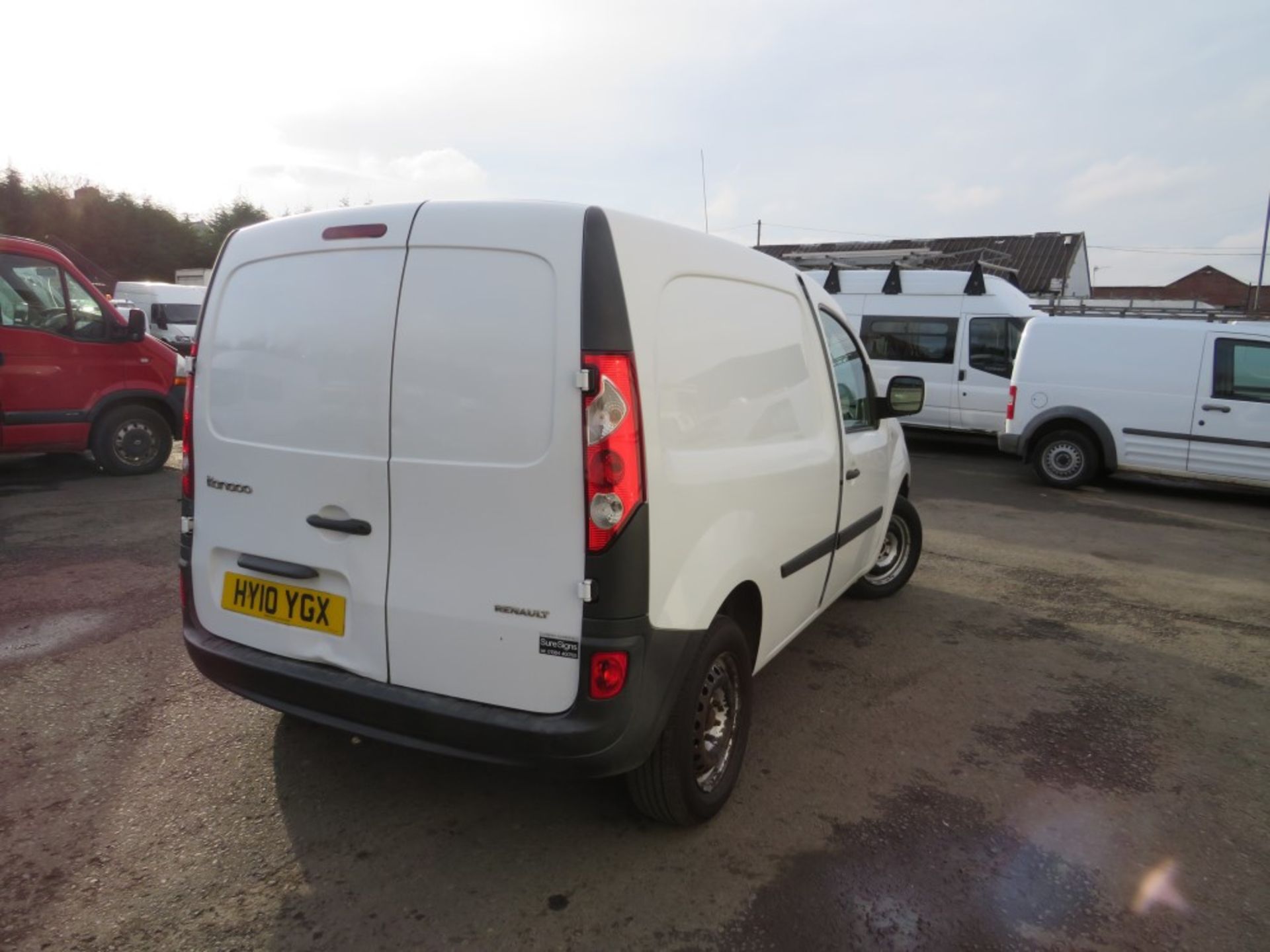 10 reg RENAULT KANGOO ML19 EXTRA DCI 85, 1ST REG 07/10, 156659M NOT WARRANTED, V5 HERE, 2 FORMER - Image 4 of 6