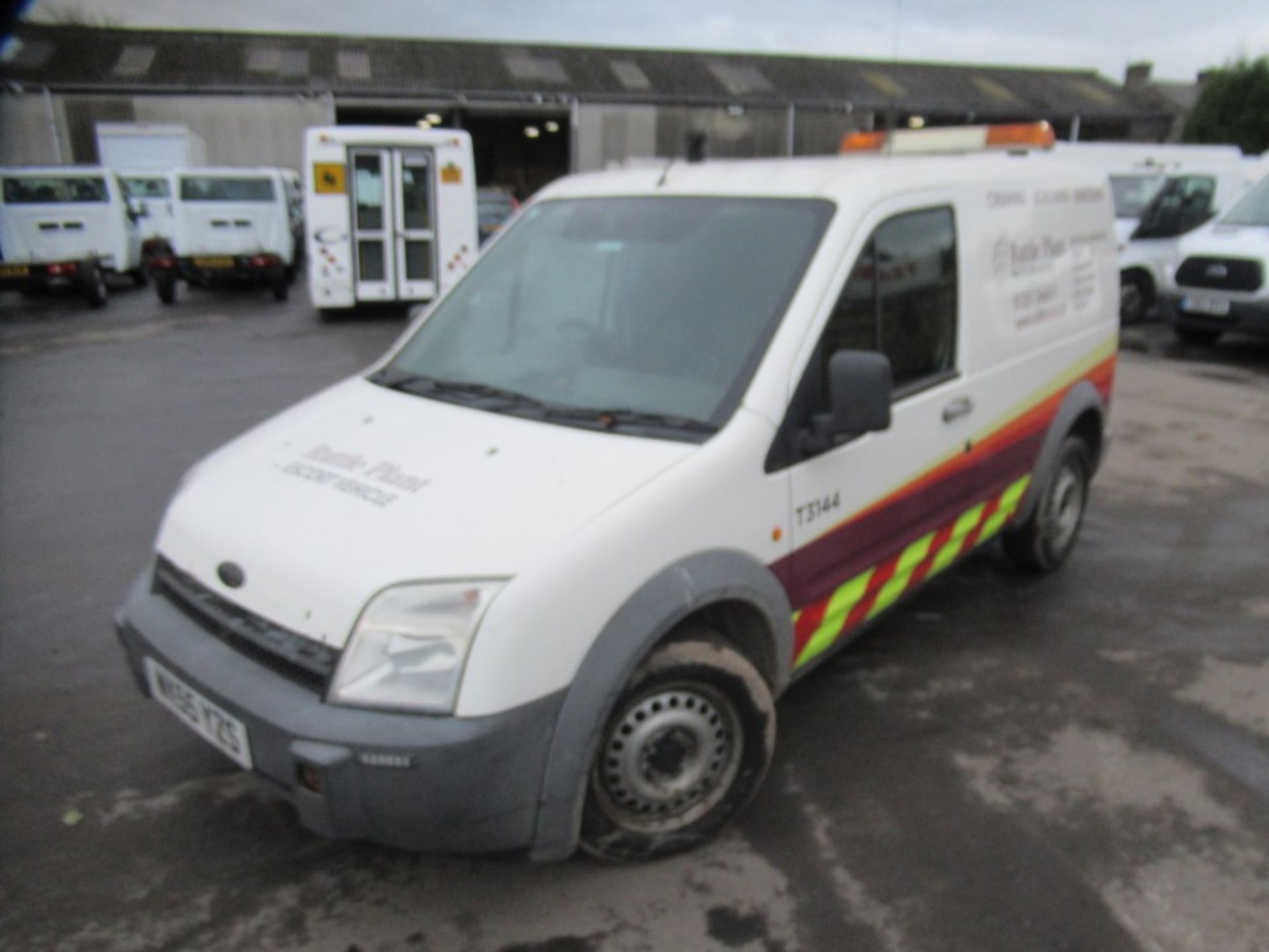 55 reg FORD TRANSIT CONNECT L200 TD SWB, 1ST REG 09/05, TEST 10/20, 176515M, V5 HERE, 1 FORMER - Image 2 of 5