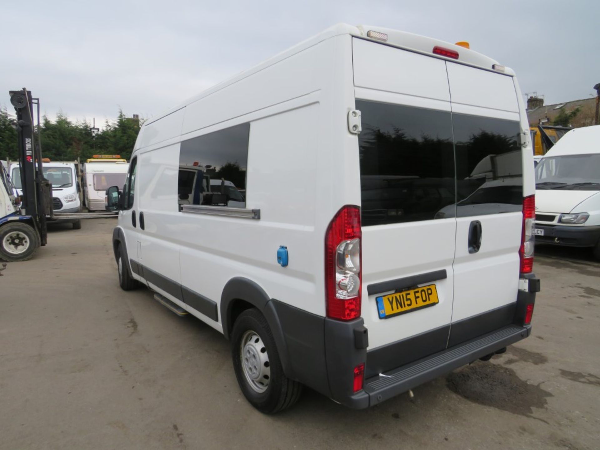15 reg PEUGEOT BOXER 435 HDI, 1ST REG 05/15, TEST 05/20, 600M WARRANTED, V5 HERE, 1 OWNER FROM - Image 3 of 9