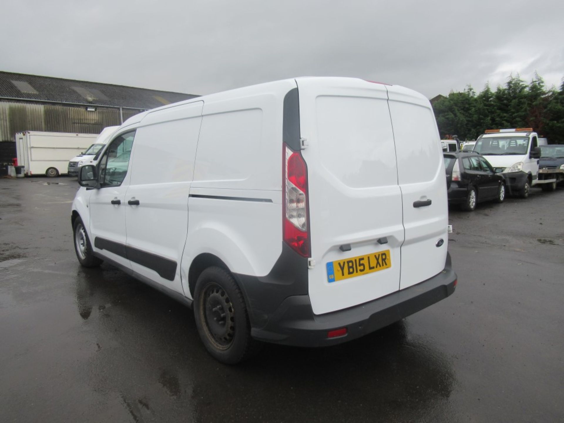 15 reg FORD TRANSIT CONNECT 210 ECO-TECH, 1ST REG 06/15, TEST 06/20, 112967M WARRANTED, V5 HERE, 1 - Image 3 of 7