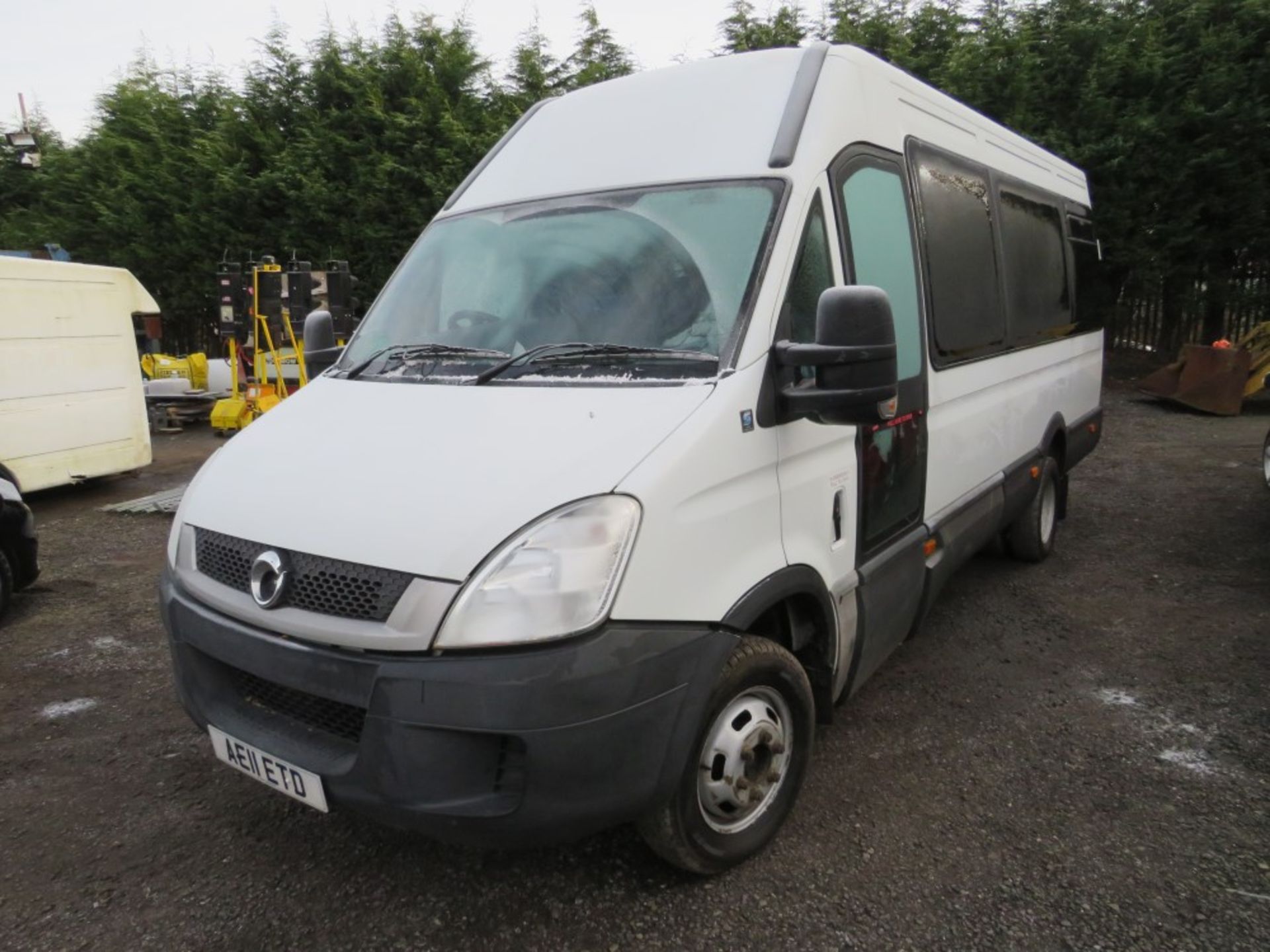 11 reg IVECO DAILY 50C17 IRIS BUS, 1ST REG 04/11, 74493M WARRANTED, WHEEL CHAIR LIFT, V5 HERE, 1 - Image 2 of 7