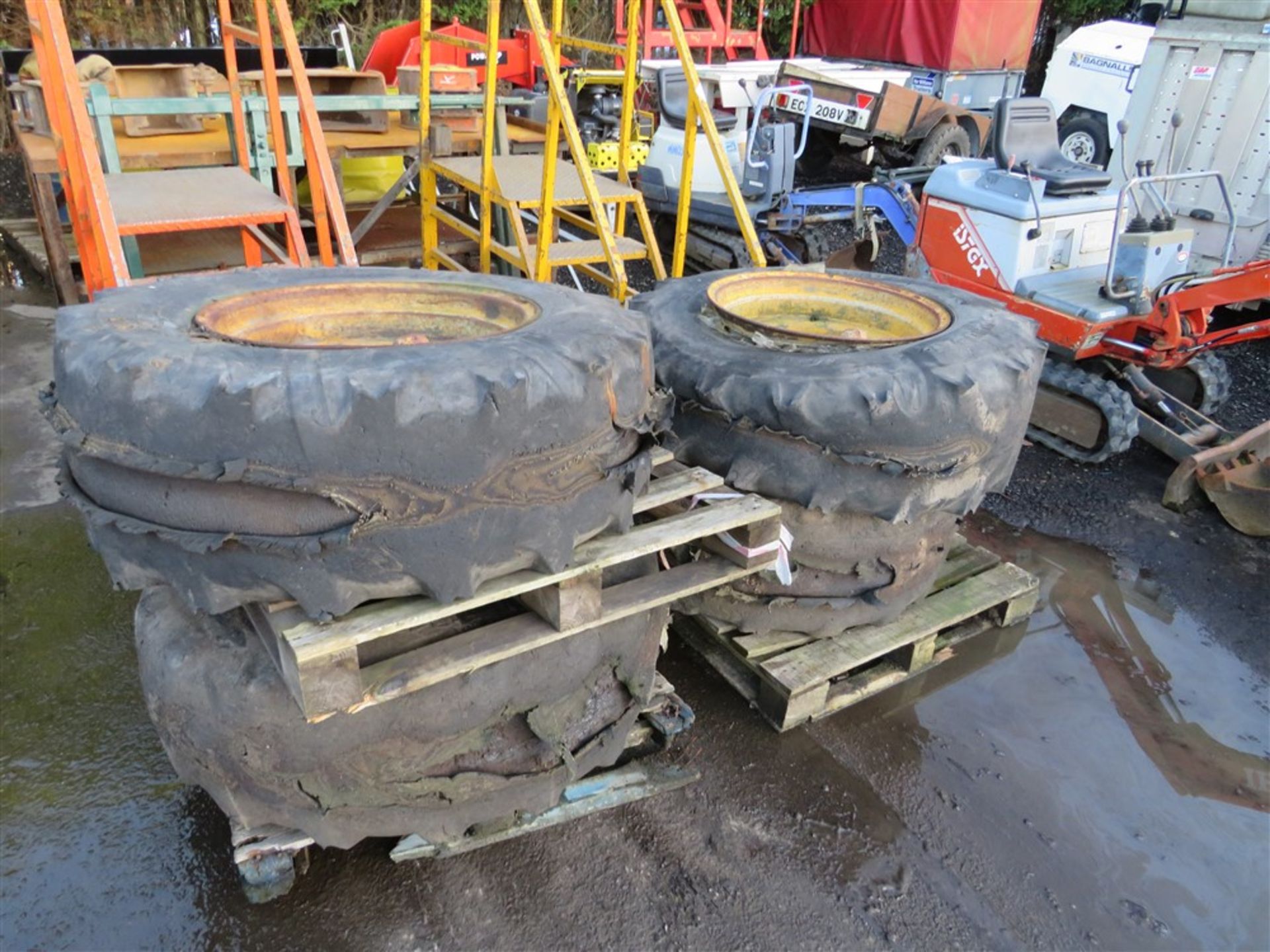 4 X JCB FOAM FILLED TYRES (DIRECT COUNCIL) [+ VAT]