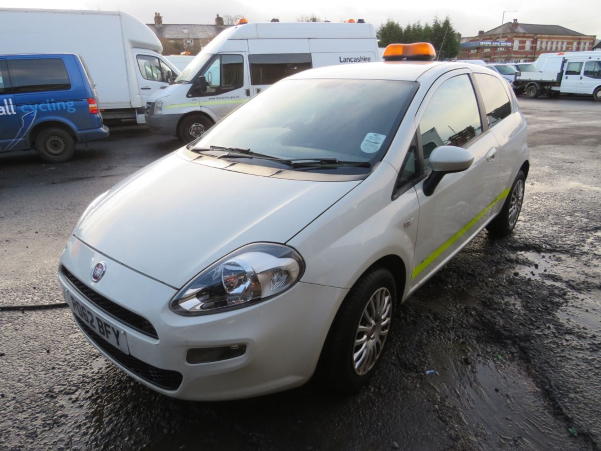 62 reg FIAT PUNTO EVO ACTIVE MULTIJET (DIRECT COUNCIL) 1ST REG 11/12, 101003M, V5 HERE, 1 OWNER FROM - Image 2 of 6