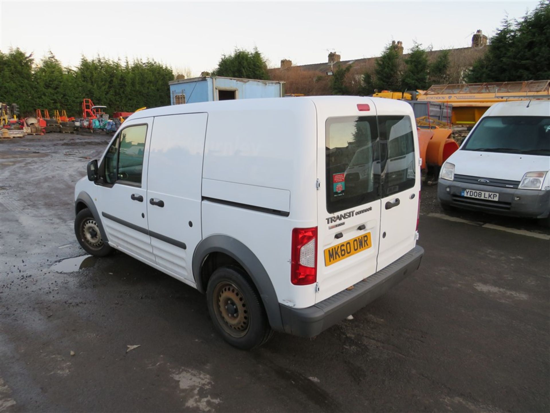 60 reg FORD TRANSIT CONNECT 75 T200 (DIRECT COUNCIL) 1ST REG 09/10, TEST 08/20, 78784M WARRANTED, V5 - Image 3 of 5