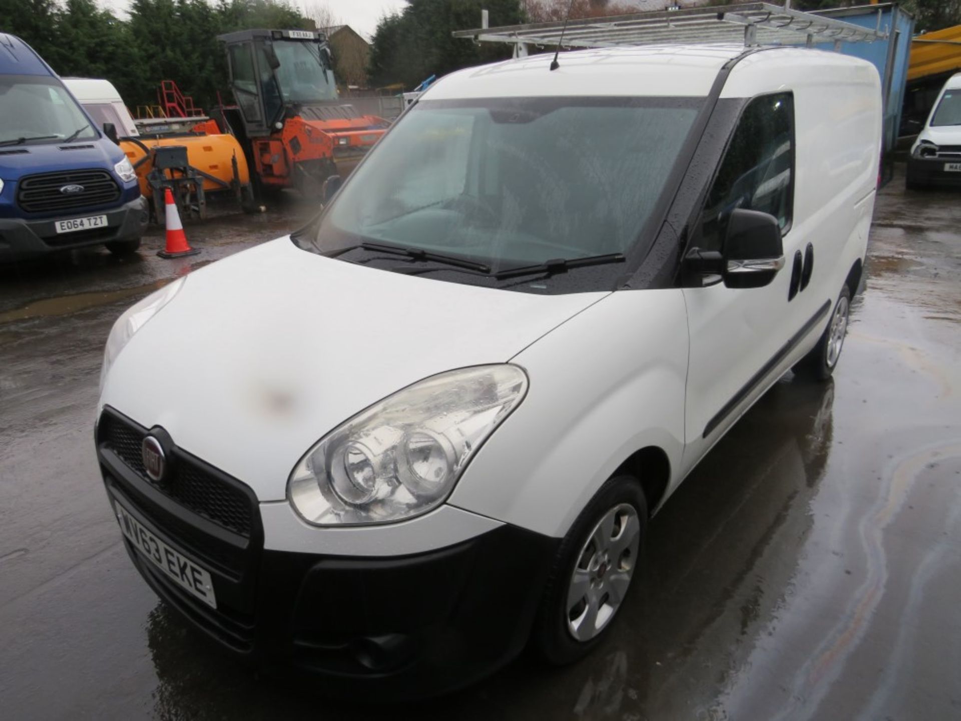 63 reg FIAT DOBLO 16v MULTIJET SWB, 1ST REG 10/13, TEST 10/20, 104756M, V5 HERE, 3 FORMER KEEPERS [ - Image 2 of 6