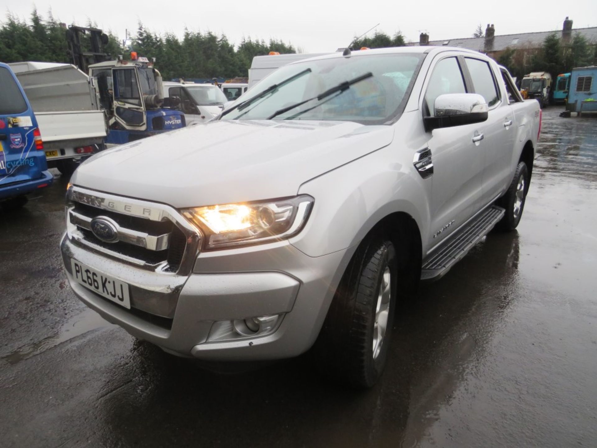 66 reg FORD RANGER LIMITED 4 X 4 DCB TDCI PICKUP, 1ST REG 12/16, 41045M WARRANTED, V5 HERE, 1 - Image 2 of 5