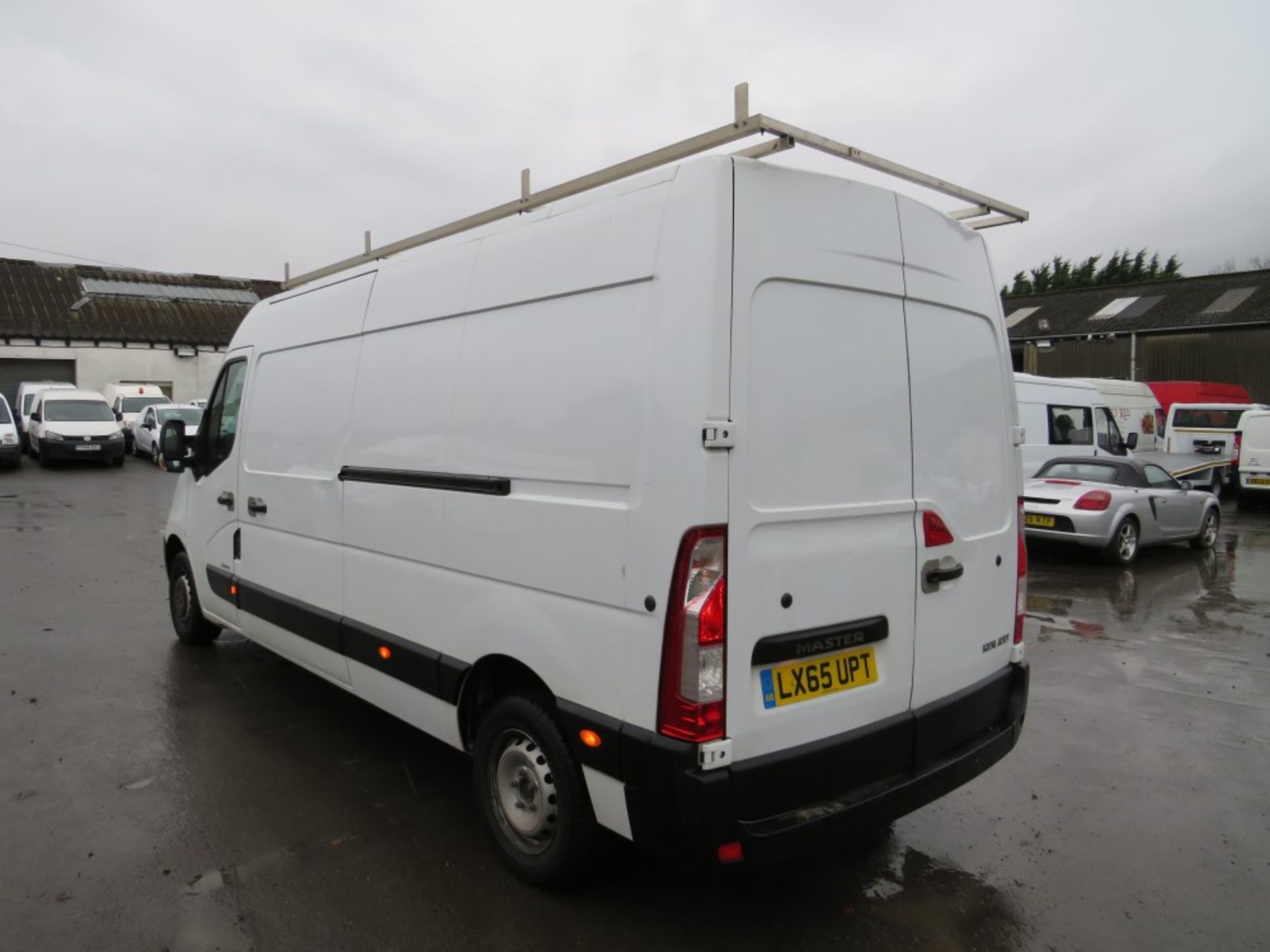 65 reg RENAULT MASTER LM35 BUSINESS DCI, 1ST REG 09/15, TEST 10/20, 106890M WARRANTED, V5 HERE, 1 - Image 3 of 6