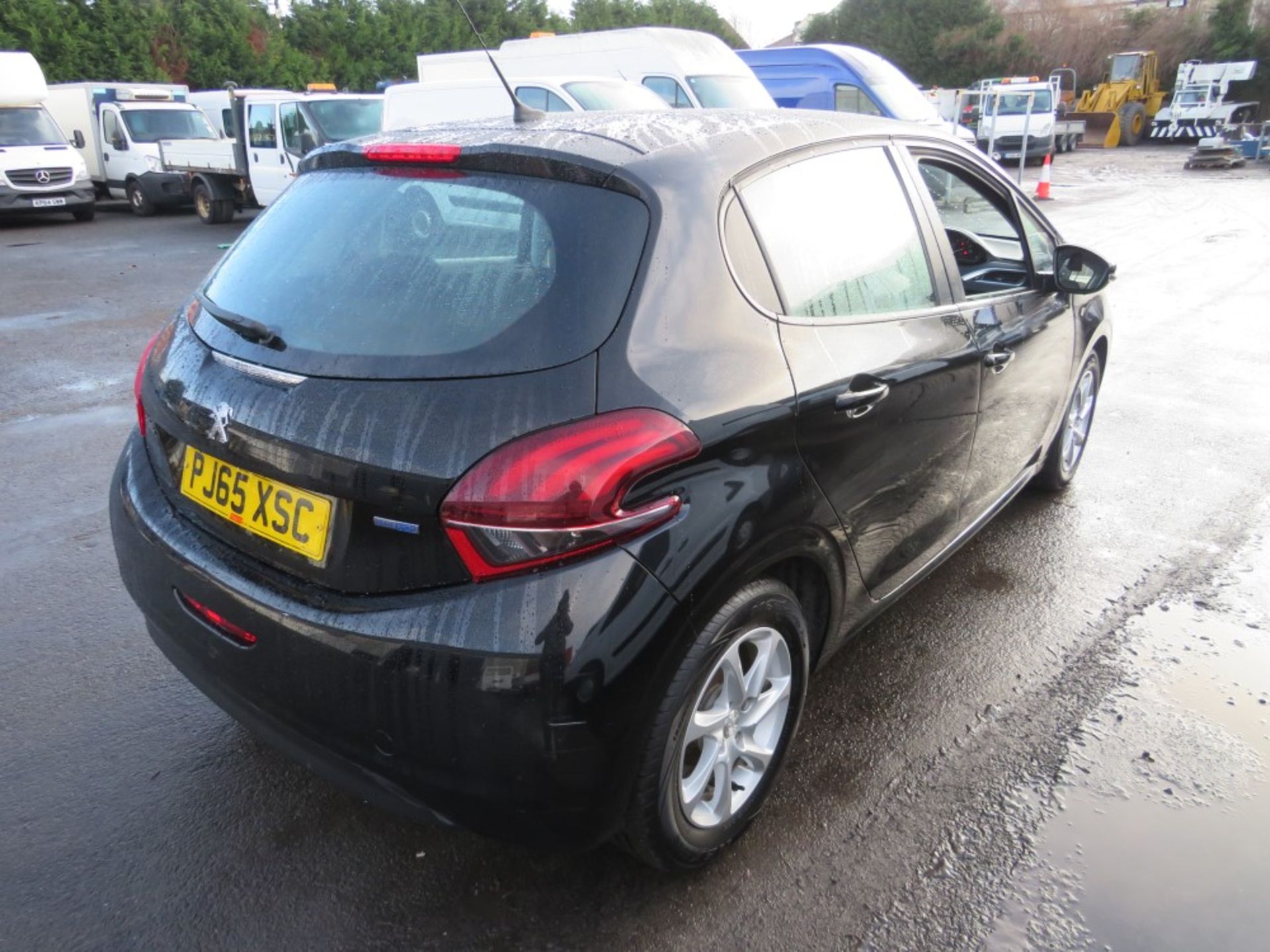 65 reg PEUGEOT 208 ACTIVE BLUE HDI, 1ST REG 01/16, TEST 01/20, 70376M WARRANTED, V5 HERE, 1 OWNER - Image 4 of 5