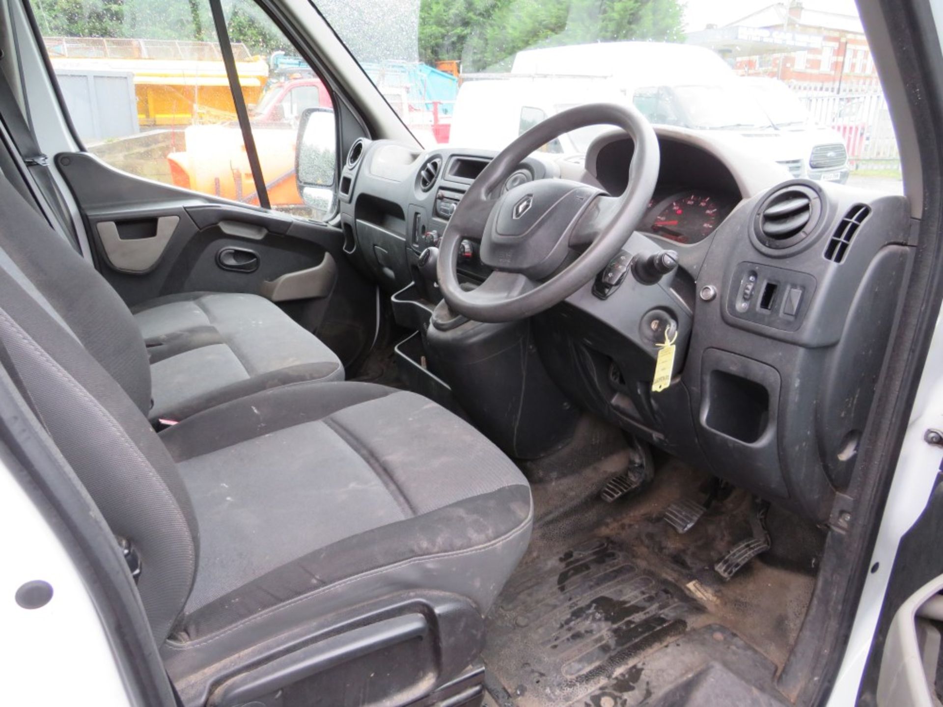 65 reg RENAULT MASTER LM35 BUSINESS DCI, 1ST REG 09/15, TEST 10/20, 106890M WARRANTED, V5 HERE, 1 - Image 6 of 6