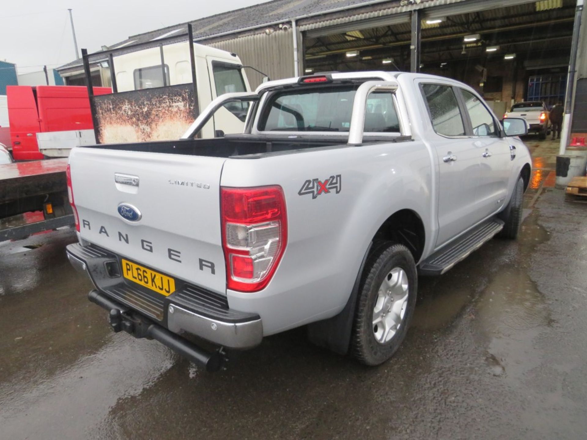 66 reg FORD RANGER LIMITED 4 X 4 DCB TDCI PICKUP, 1ST REG 12/16, 41045M WARRANTED, V5 HERE, 1 - Image 4 of 5