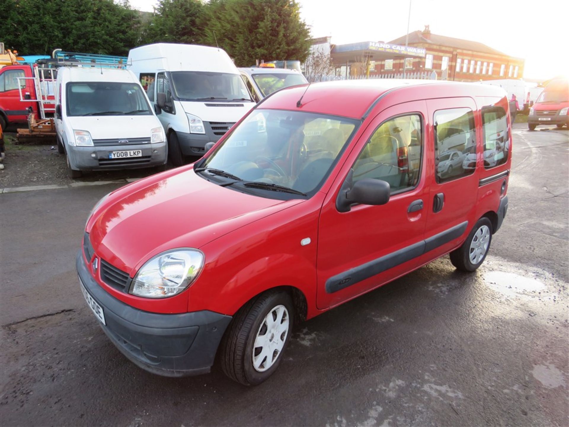 06 reg GOWRINGS MOBILITY (RENAULT KANGOO) DISABLED VEHICLE, 1ST REG 04/06, TEST 10/20, 58642M - Image 2 of 5