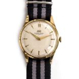 A GENTLEMAN'S 9CT GOLD ERNEST BOREL WRIST WATCH CIRCA 1950/60s, parchment dial