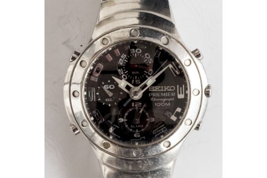 A SEIKO PREMIER CHRONOGRAPH 100M WATCHMODEL NUMBER: :  : Diameter app