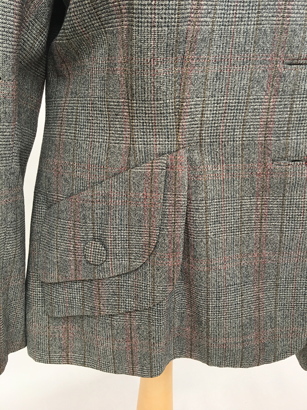 Rare 1940s wool check jacket tailored in Japan, self covered buttons and false pockets with double - Image 4 of 4