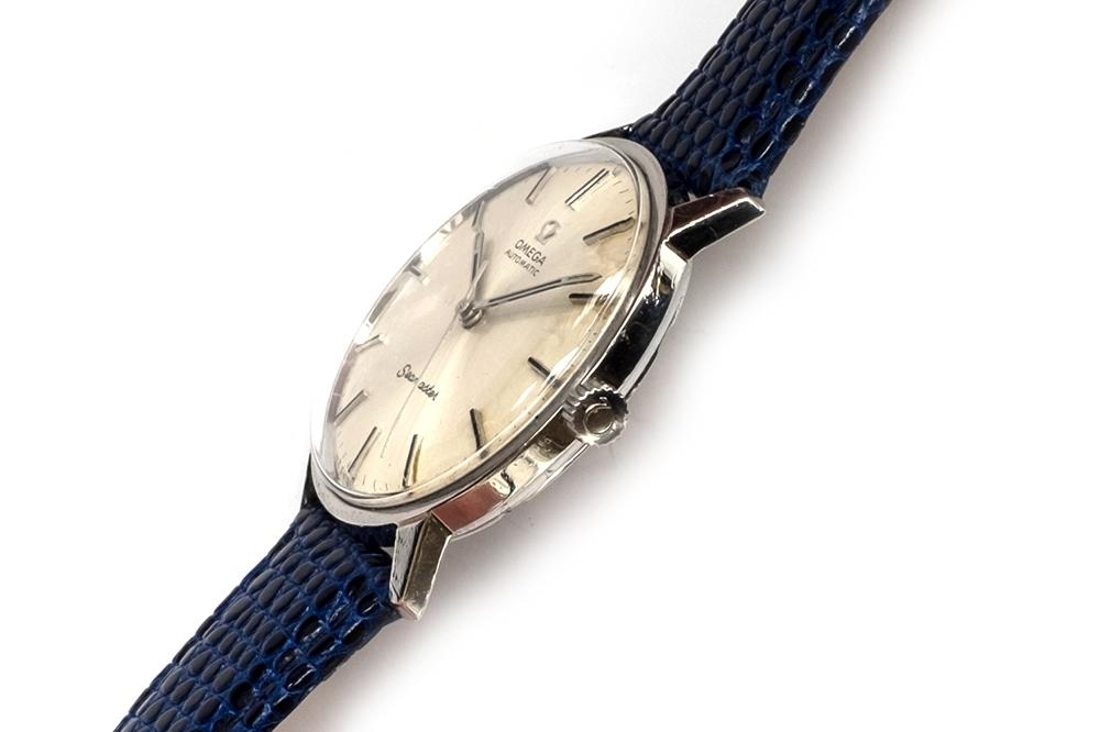 A GENTLEMAN'S STAINLESS STEEL OMEGA SEAMASTER WRIST WATCH Dated 1963, REF 165.001, sunburst silvered - Image 3 of 3