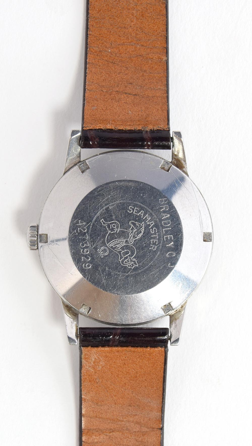 A GENTLEMAN'S STAINLESS STEEL OMEGA SEAMASTER WRIST WATCH CIRCA 1963, REF 135.007-63 - Image 3 of 3