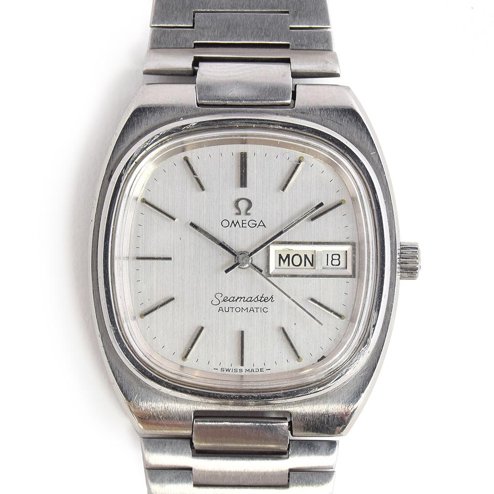 A GENTLEMAN'S STAINLESS STEEL OMEGA SEAMASTER BRACELET WATCH CIRCA 1970, REF 166.0213 REF 366.