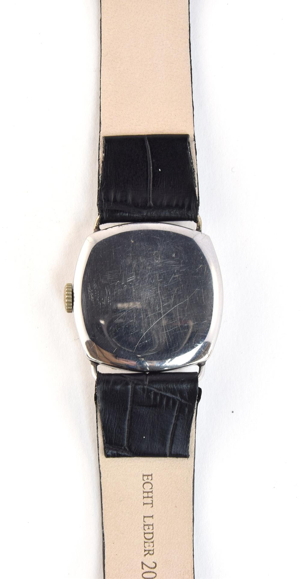 A GENTLEMAN'S STAINLESS STEEL OMEGA WRIST WATCH DATED 1934 - Image 3 of 3