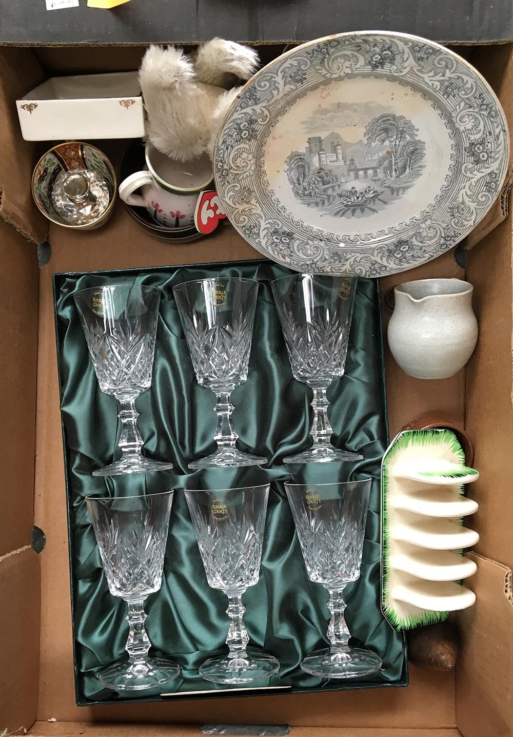 A mixed lot of glassware and ceramics to include a boxed set of six Royale County lead crystal