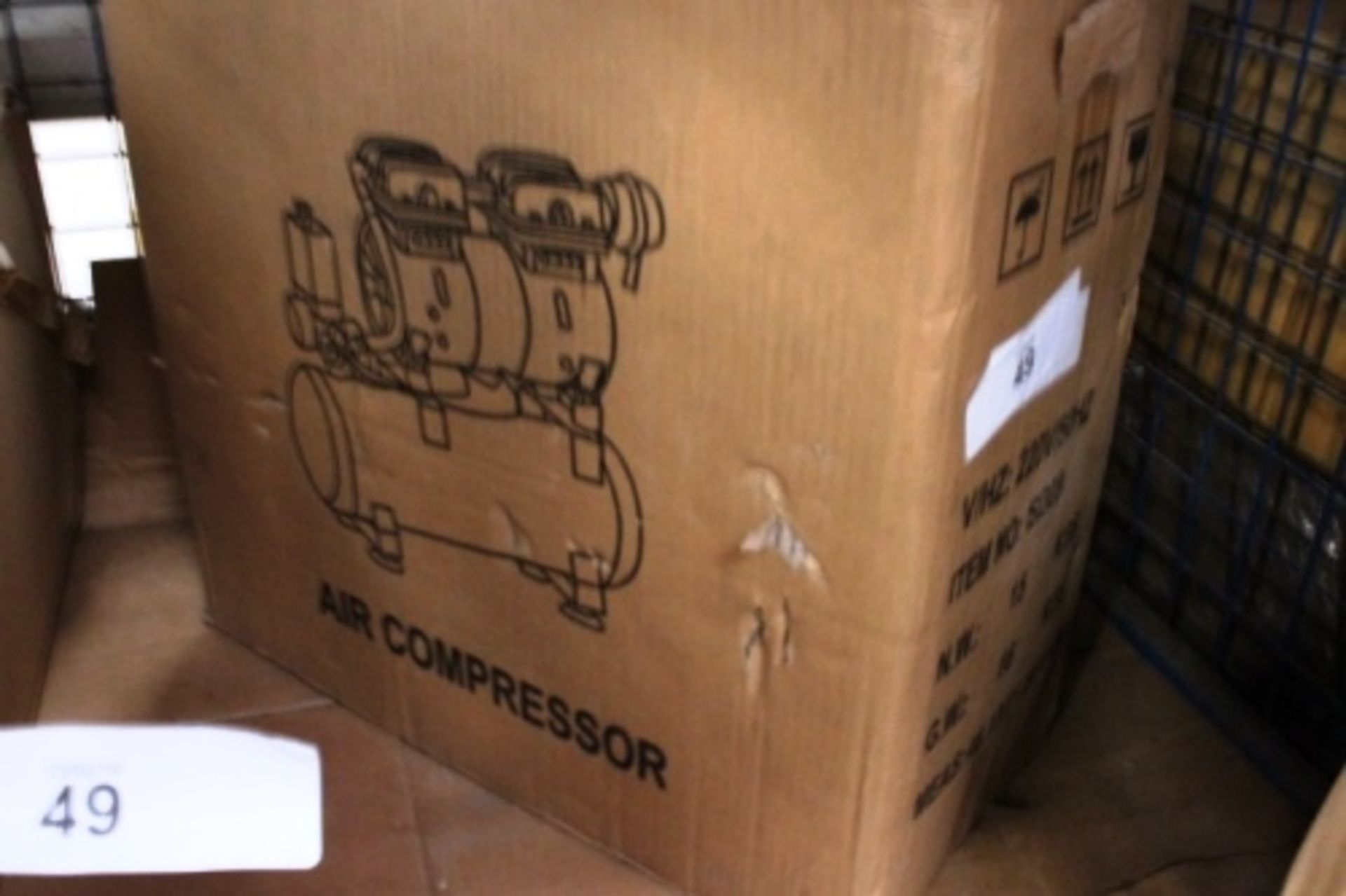 SD09 air compressor, 220V, 50hz, 89ltr tank capacity, item number SD09 - New in open box (TC4)