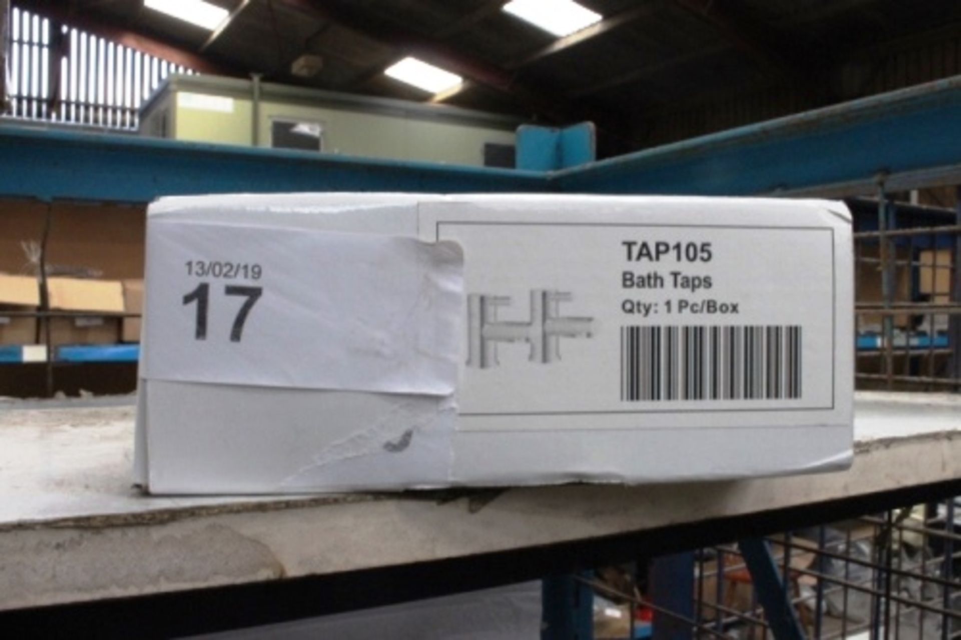 A pair of bath taps, model TAP105 - New in box (TC2)