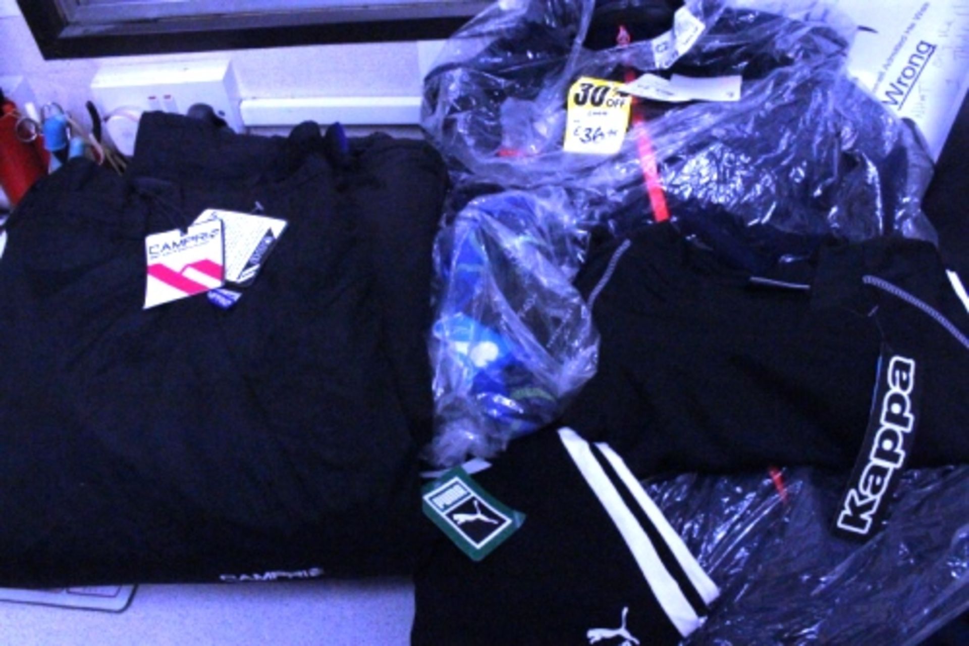 A quantity of mixed sportswear including Reebok, Kappa, and official football shirts. The details - Image 4 of 4