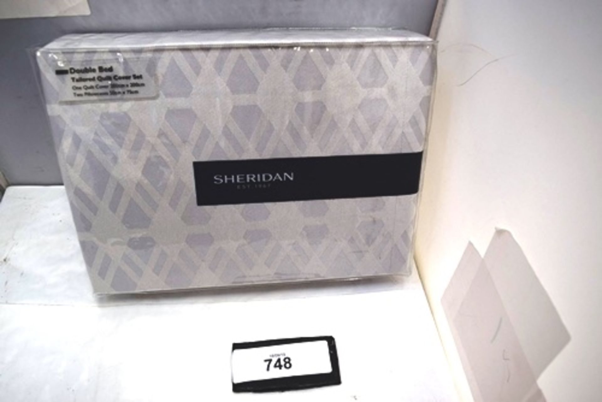 1 x Sheridan Brookley silver double bed tailored quilt cover set, RRP £179.00 - New in pack (GS20)