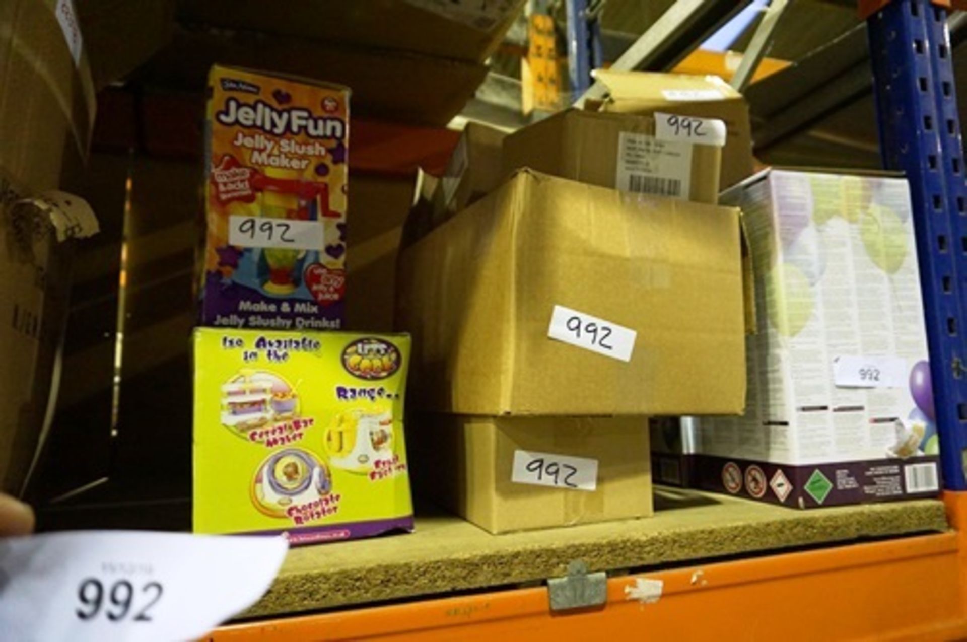An assortment of party items including 3 x Fill'N'Away balloon makers, Jelly Slush maker, kids ice