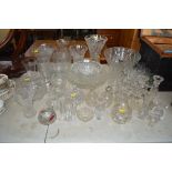 A quantity of glassware to include cut glass bowls