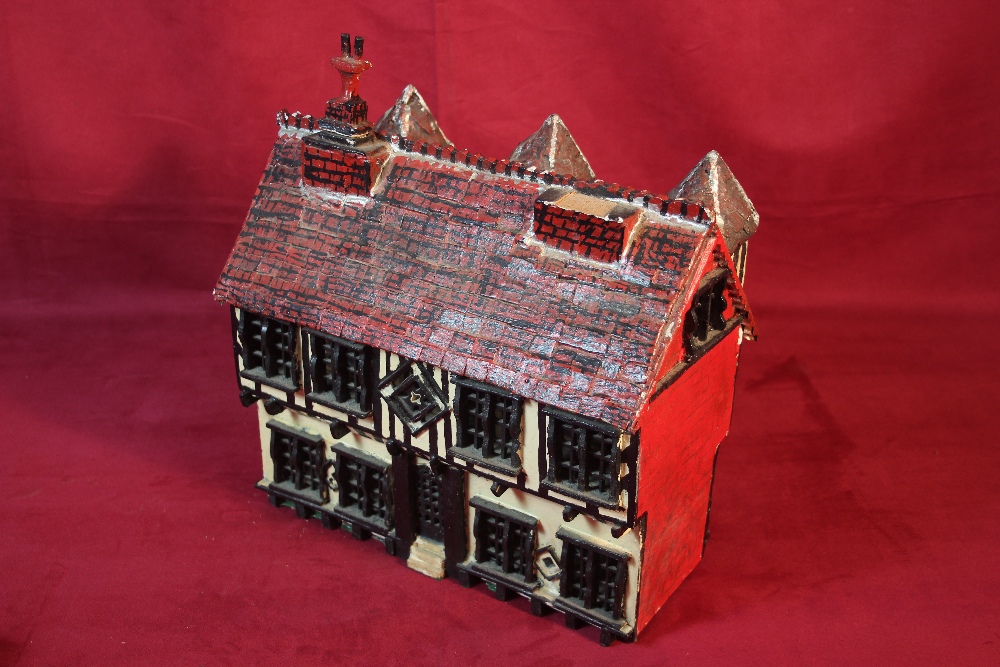 A vintage doll's house and doll - Image 2 of 2