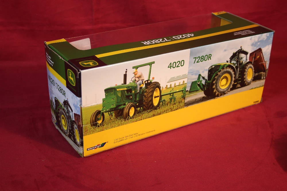 Britains John Deere 4020/7280R Tractor Gold Set 1:* - Image 2 of 2