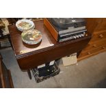 A 19th Century mahogany Pembroke table