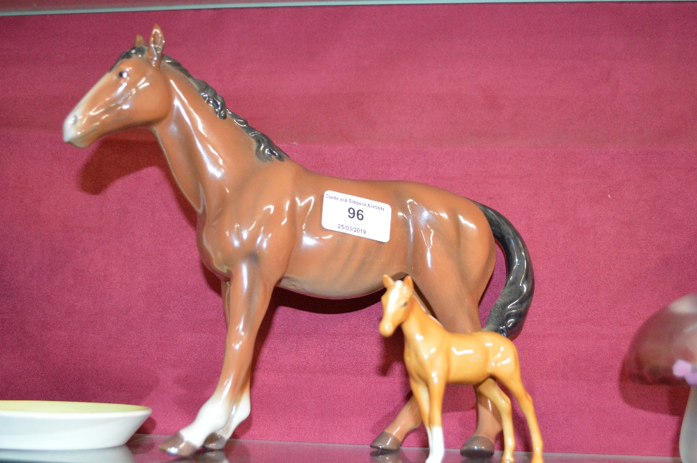 A Leonardo Country Life horse ornament; and a Besw