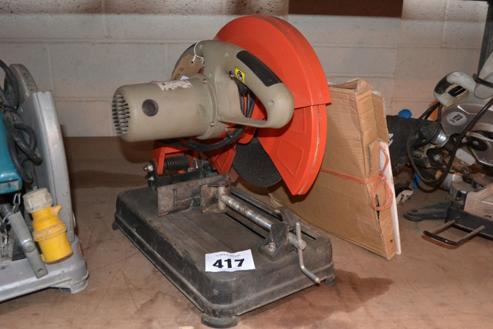 SIP 14" abrasive cut off saw. With 10 metal cutting discs.