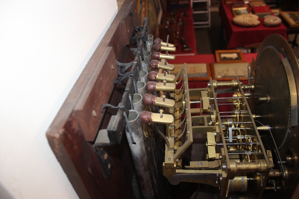 A fine quality Edwardian mahogany and satinwood inlaid chiming long case clock, the hood - Image 28 of 32