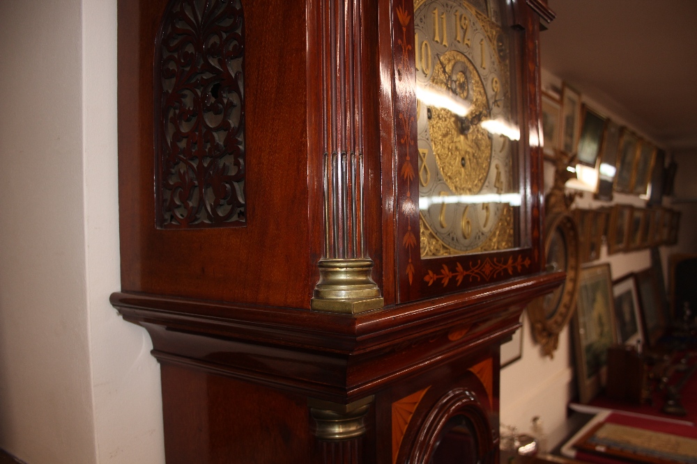 A fine quality Edwardian mahogany and satinwood inlaid chiming long case clock, the hood - Image 11 of 32