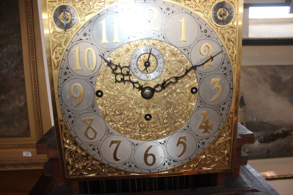 A fine quality Edwardian mahogany and satinwood inlaid chiming long case clock, the hood - Image 19 of 32