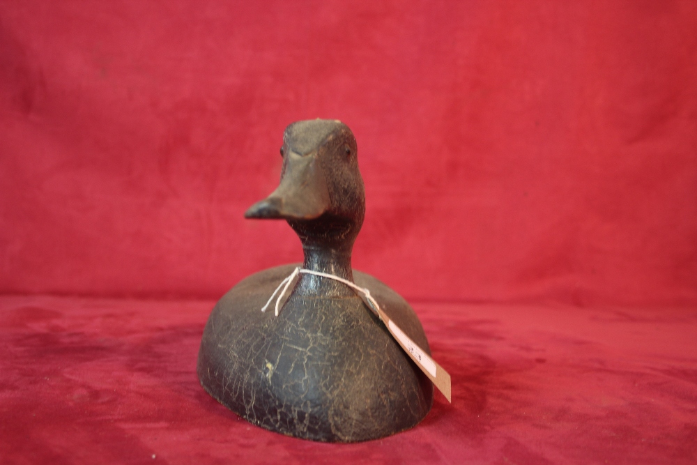 A wooden decoy duck, 40cm long - Image 4 of 6