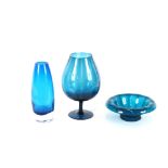 A blue Finnish glass vase; a circular mottled blue