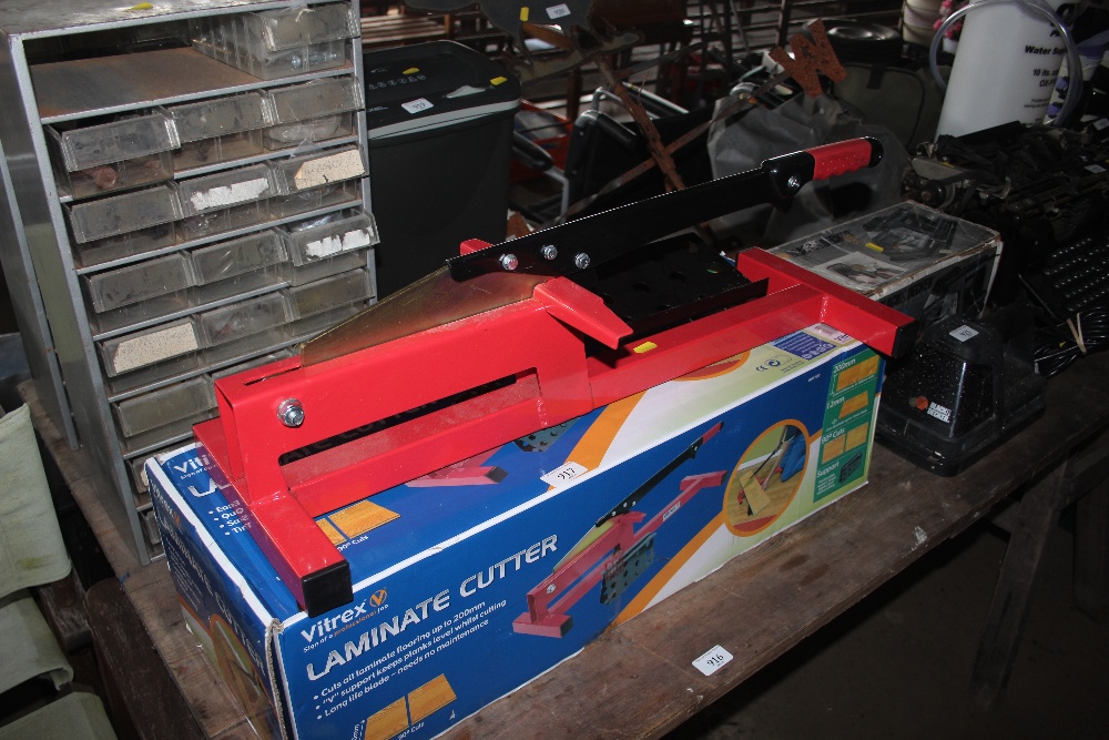 A laminate cutter