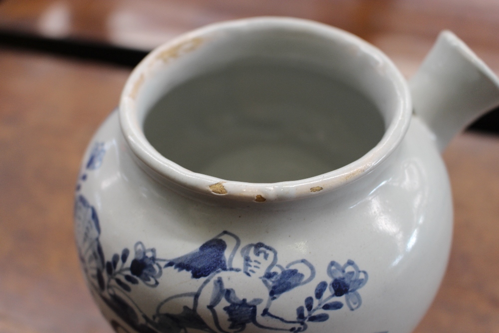 An 18th Century Delft wet drug jar, inscribed S:E.,SPIN:CERV.  having blue floral and cherub - Image 8 of 13